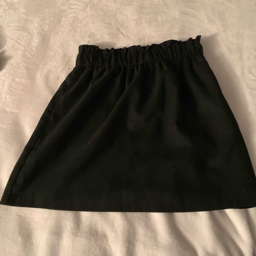 Adorable Paperboy Style Black Mini